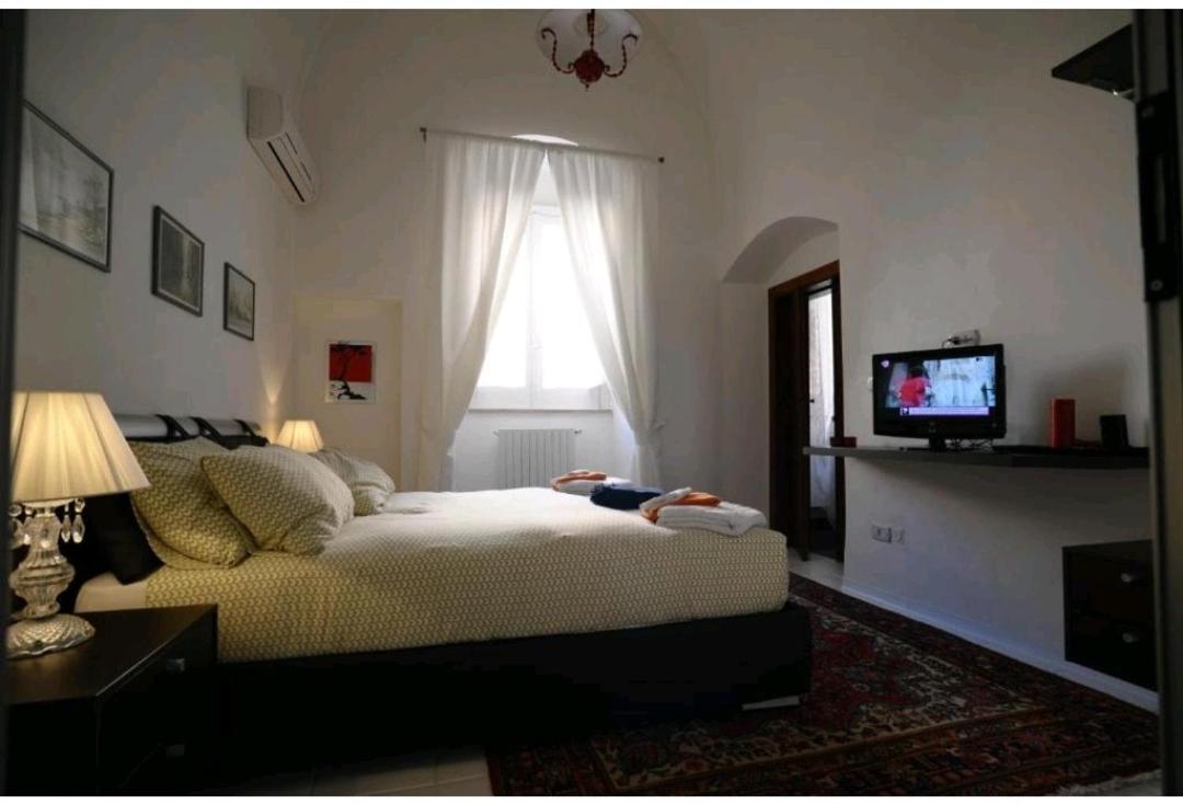 Saint Patrick Guest House Barletta Eksteriør billede